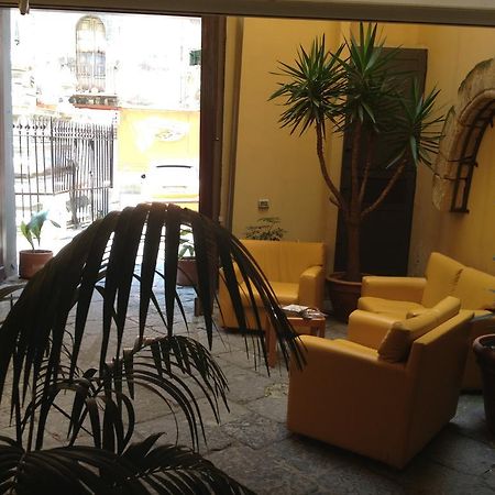 Caravaggio Hotel Naples Exterior photo