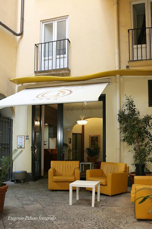 Caravaggio Hotel Naples Exterior photo