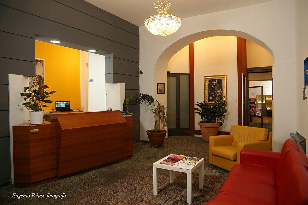 Caravaggio Hotel Naples Exterior photo