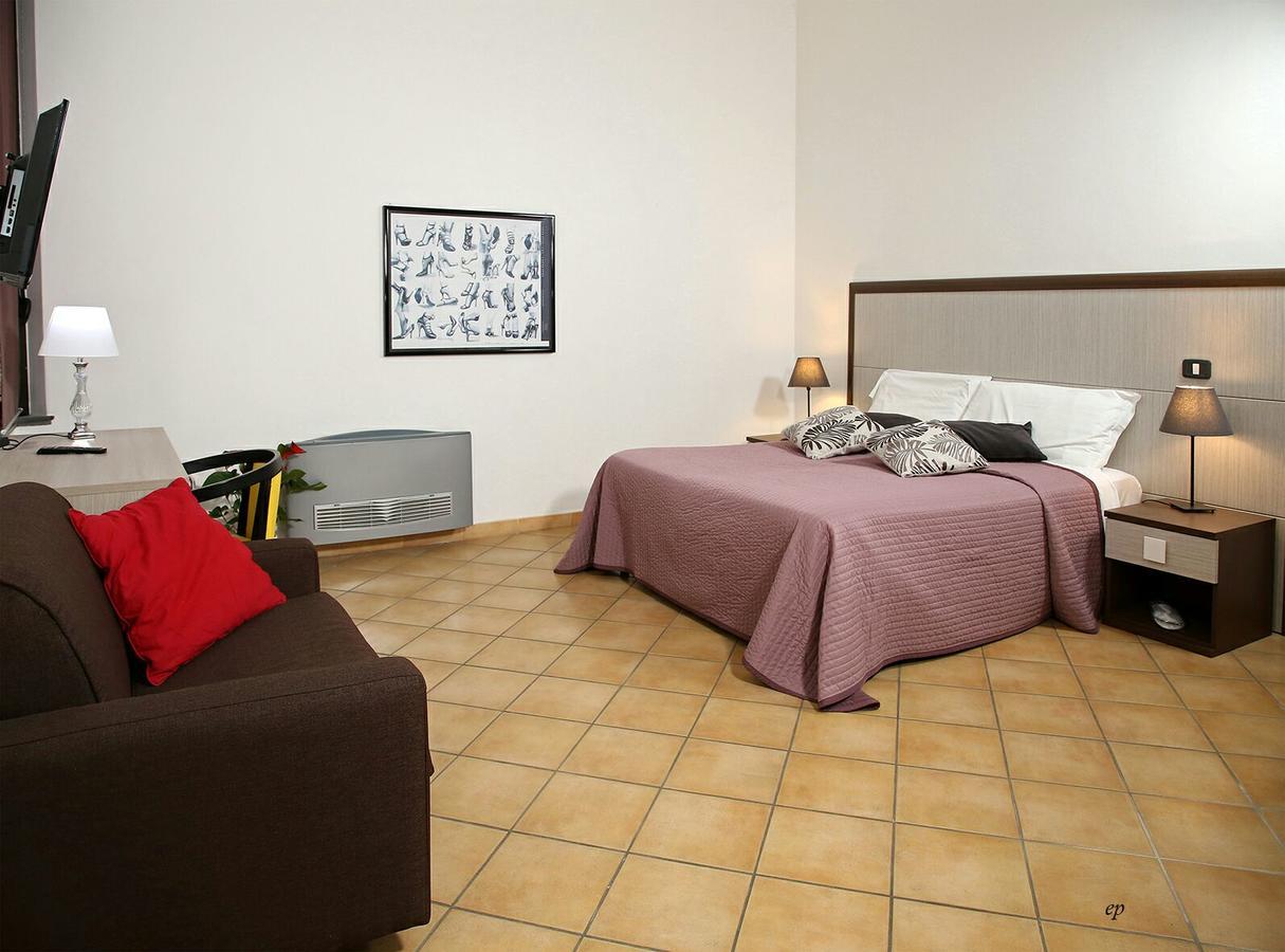 Caravaggio Hotel Naples Exterior photo